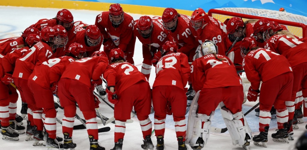 Женская сборная ОКР уступила США во втором матче олимпийского турнира